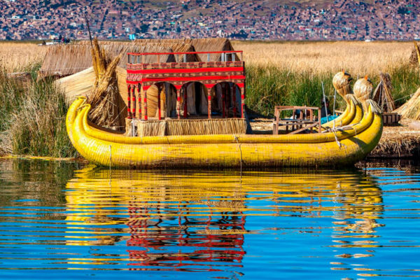 Islas Uros- ½ día