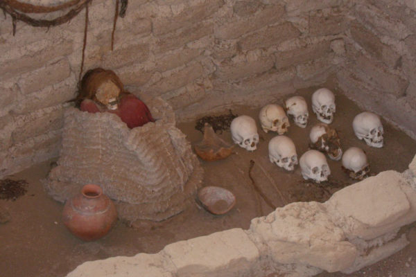 Tour Cementerio de Chauchilla